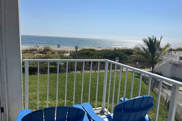 Beach/ocean view